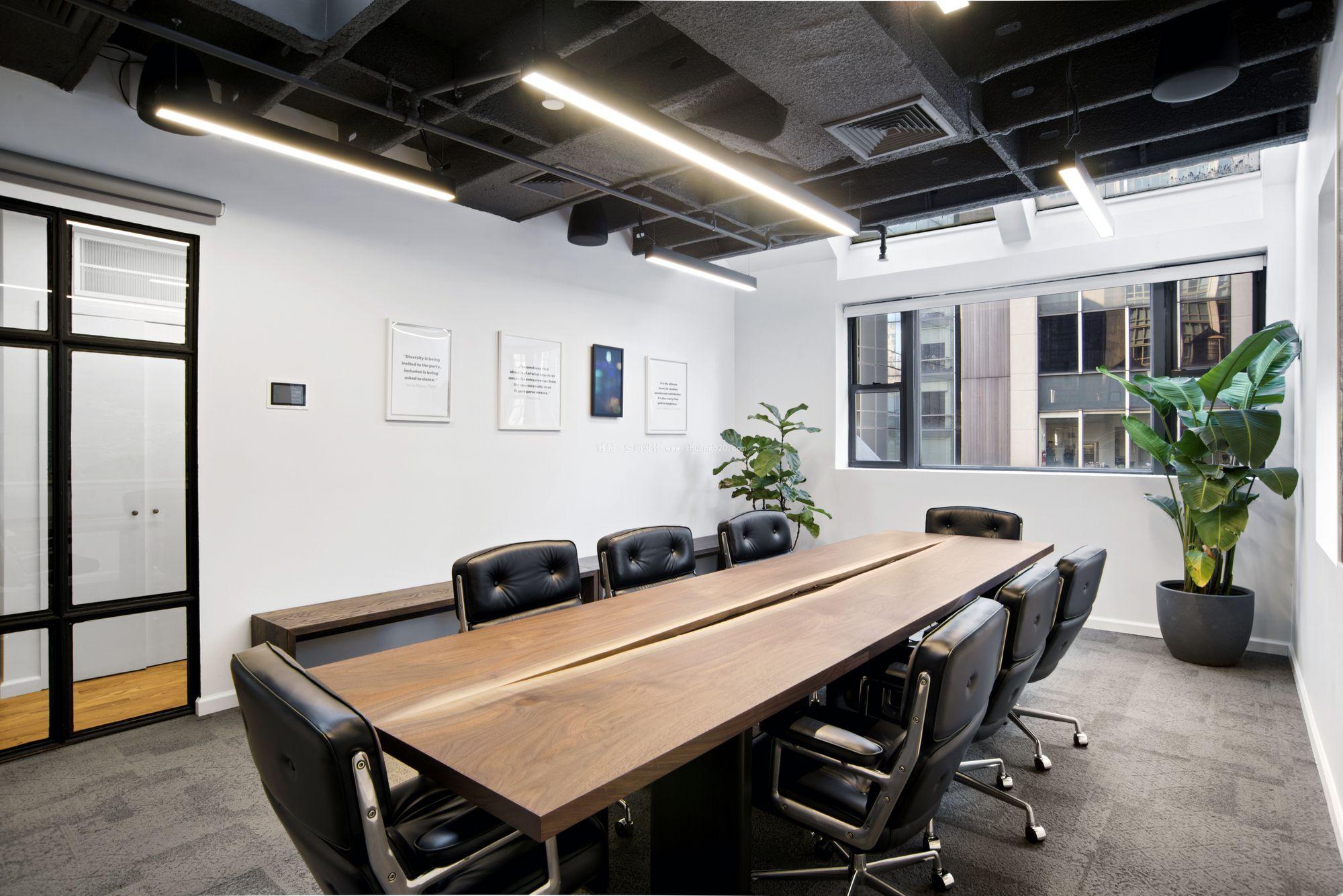 办公室装饰示例